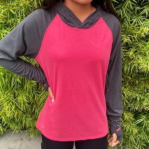 Women’s Nike Running Pullover!